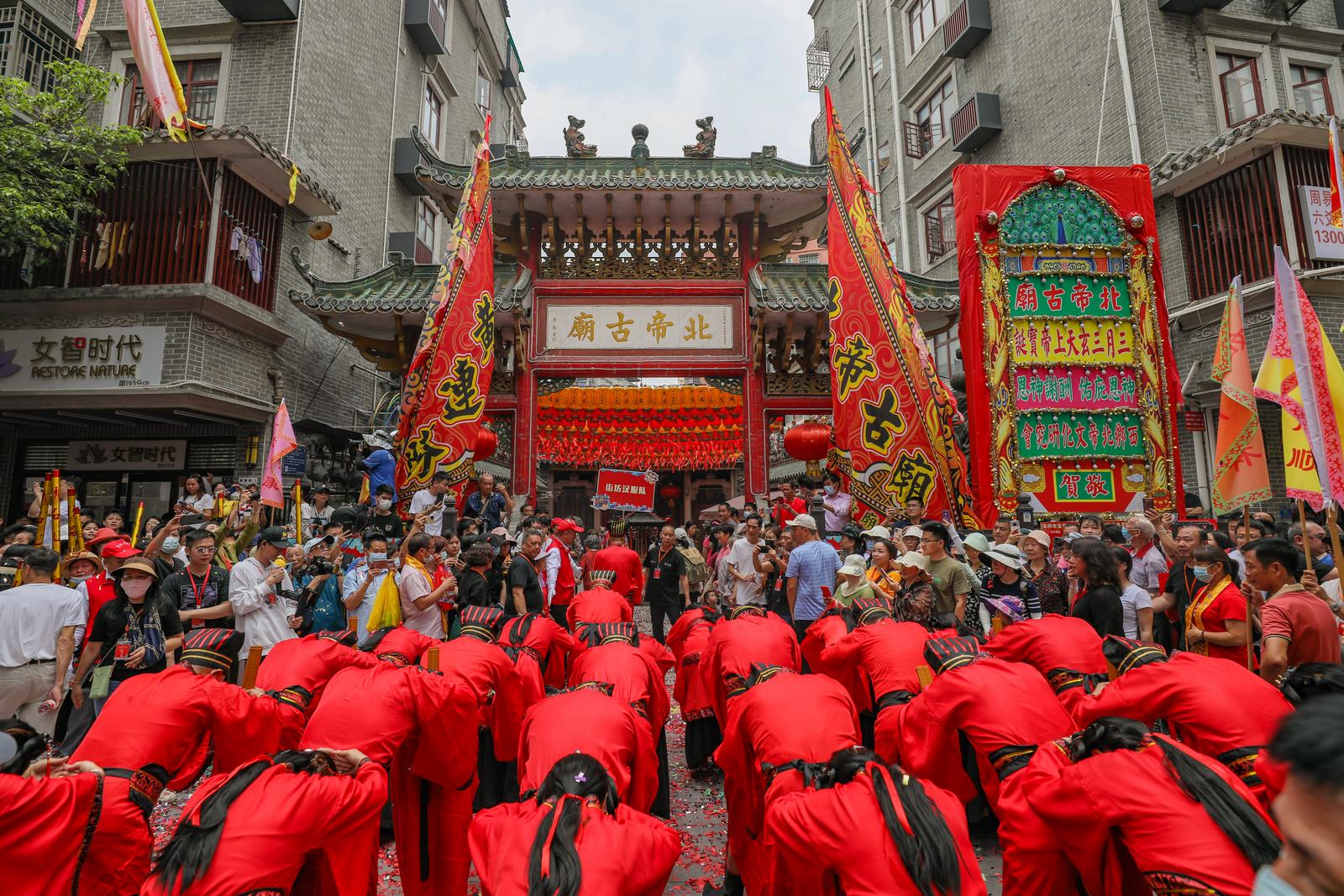 春节去哪儿？北京这六个庙会你一定要去看！_凤凰网汽车_凤凰网